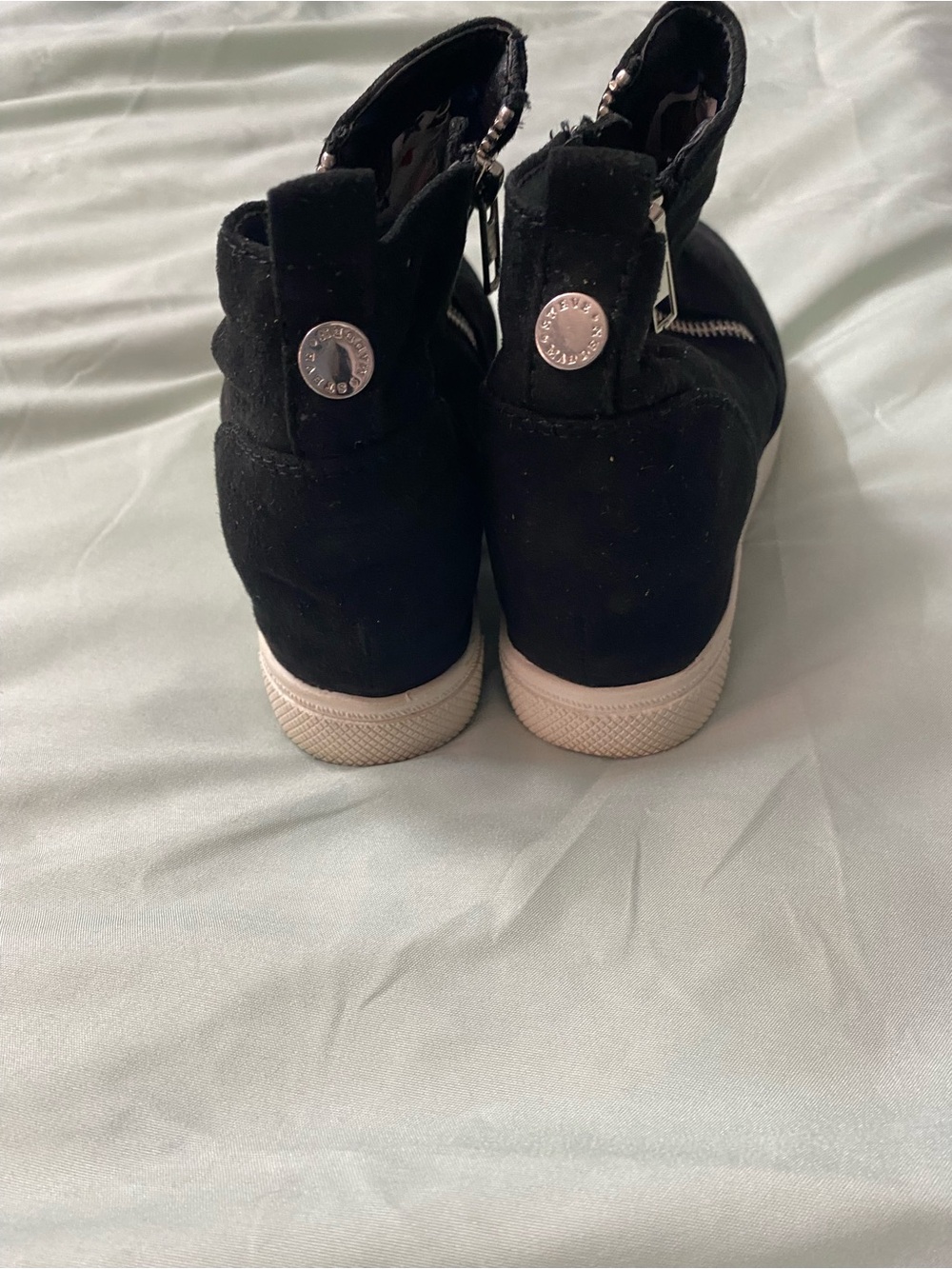 Steve Madden JWedgie Black Suede Wedge Sneakers – Youth Size 2M - Picture 3 of 7